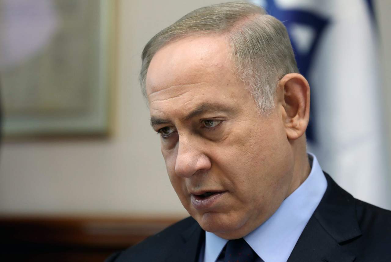 '(Netanyahu) ha sido cuestionado durante tres horas en su residencia. En este punto no hay más detalles que aportar', reza la nota policial. (ARCHIVO)