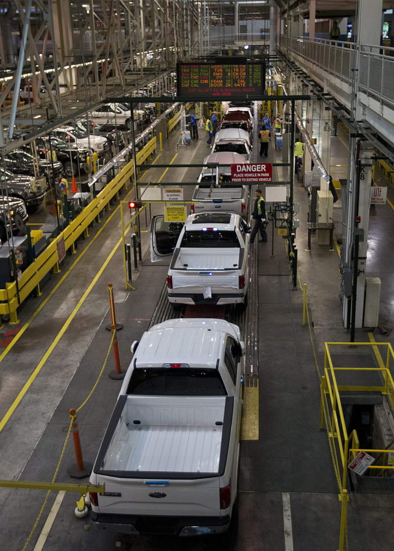 Cancela Ford plan de construcción de planta en México