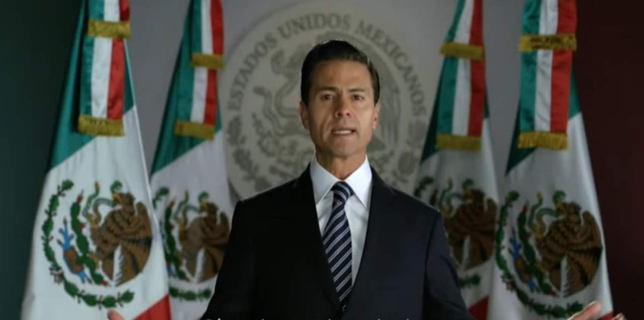 Peña afirmó que de mantener el precio de las gasolinas, hubiera obligado al Gobierno a recortar programas sociales, aumentar impuestos o a incrementar la deuda del país. (ESPECIAL)

