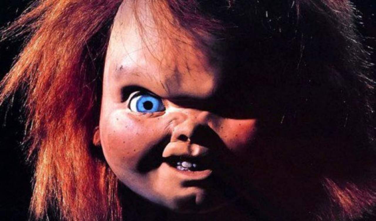 “Chucky” es una película que tuvo su estreno en 1998 y narra la historia de un asesino serial que transfiere su alma al cuerpo de un muñeco “Good Guys'.  (ARCHIVO)