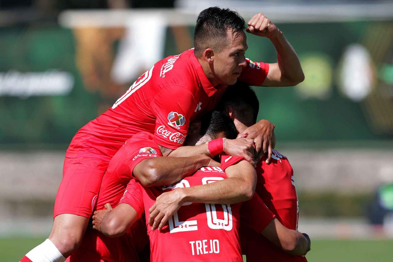 El cuadro de Toluca arrancó este domingo su participación en el torneo Clausura 2017 frente a un Atlas que jugó con 10 hombres durante más de 60 minutos. (EL UNIVERSAL) 