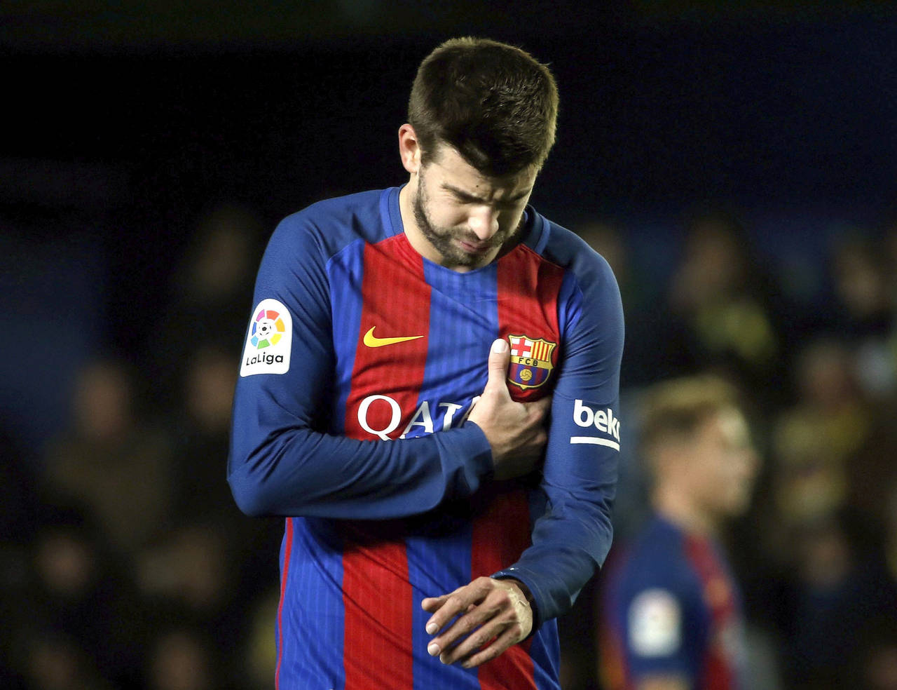 El defensa del Barcelona Gerard Piqué manifestó abiertamente la frustanción que siente ante decisiones arbitrales que, desde su perspectiva, han perjudicado a su equipo. (Archivo)