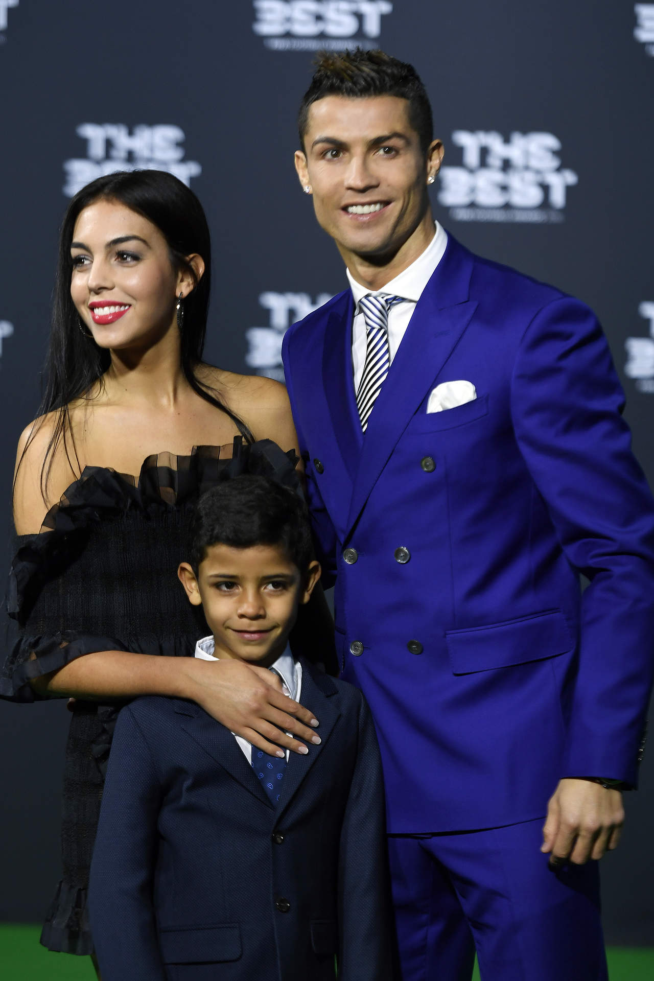 El jugador del Real Madrid estuvo acompañado por su novia Georgina Rodríguez y su hijo Ronaldo jr.