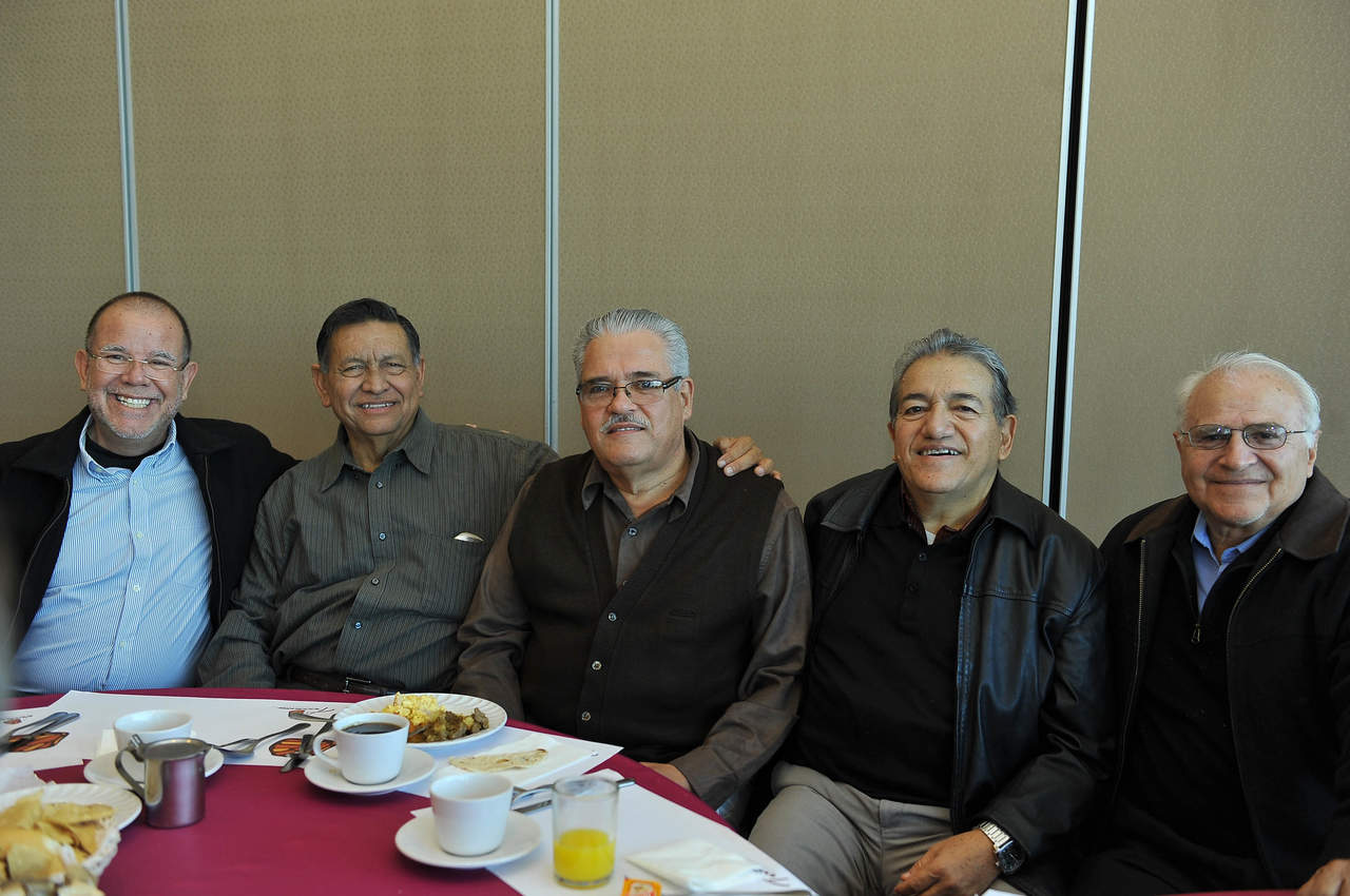 Ismael Téllez, Jaime Méndez, Enrique Castillo, Humberto Pérez y Manuel Velasco.