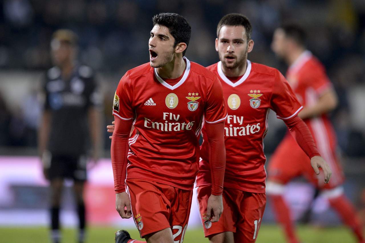 Benfica derrotó 2-0 al Vitoria Guimaraes y avanzó en la Copa del Rey. (EFE)