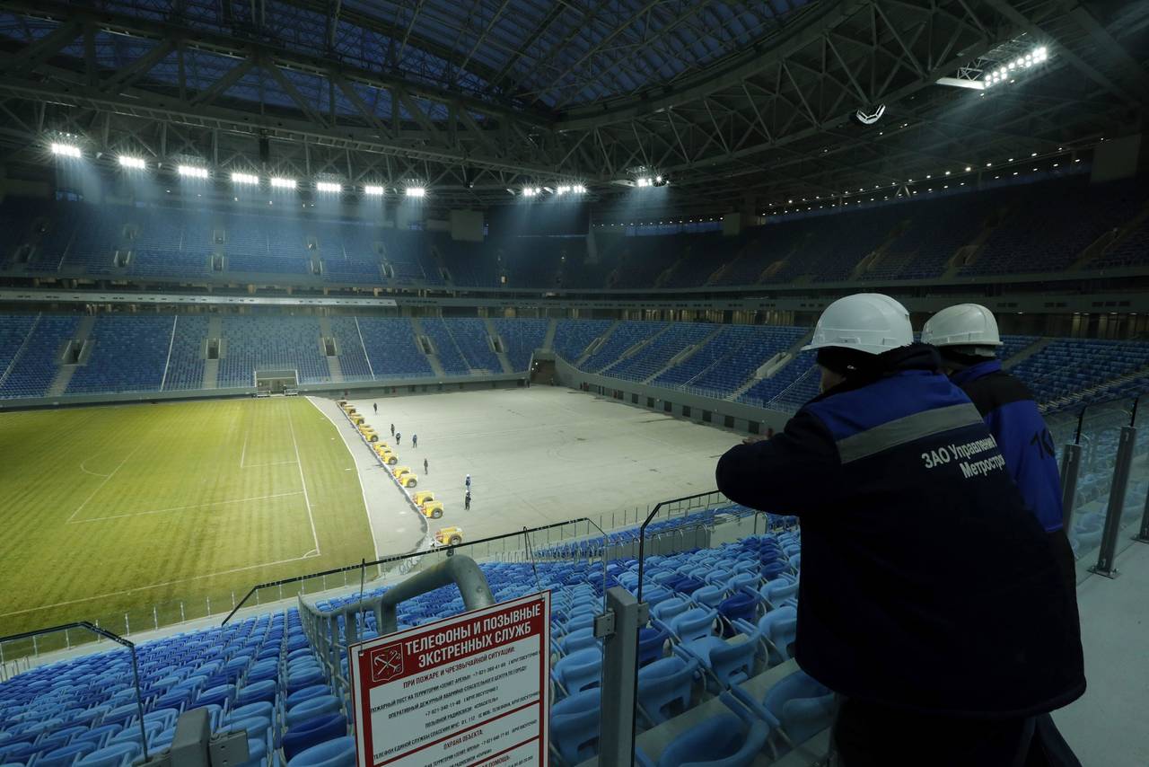 Rusia es la próxima sede de una Copa del Mundo. Sus estadios se revisan. Piden que consulten antes de distribuir las plazas