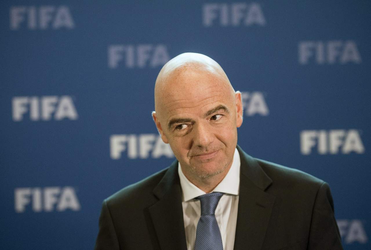 Gianni Infantino, presidente de la FIFA, destacó las ventajas económicas
que representará el Mundial con más participantes. (AP)