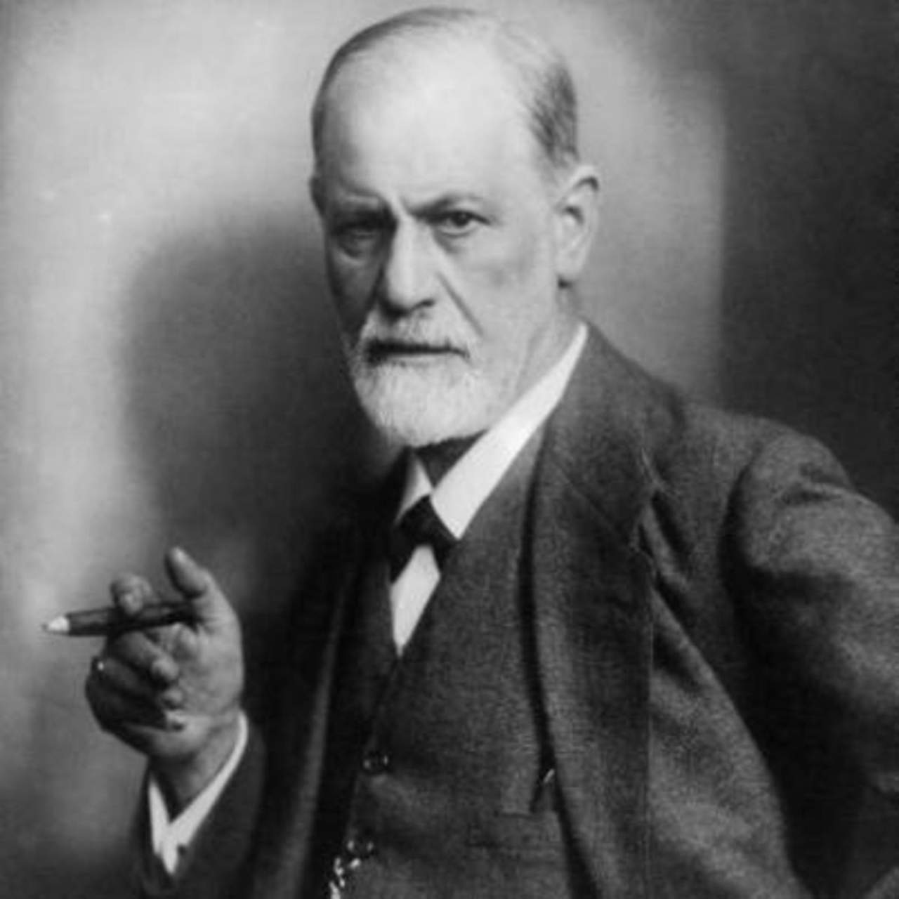 Durante diez años, Freud estuvo muy interesado en la hipnosis y la utilizó en su consulta, práctica que reflejó en numerosos escritos. (ESPECIAL)