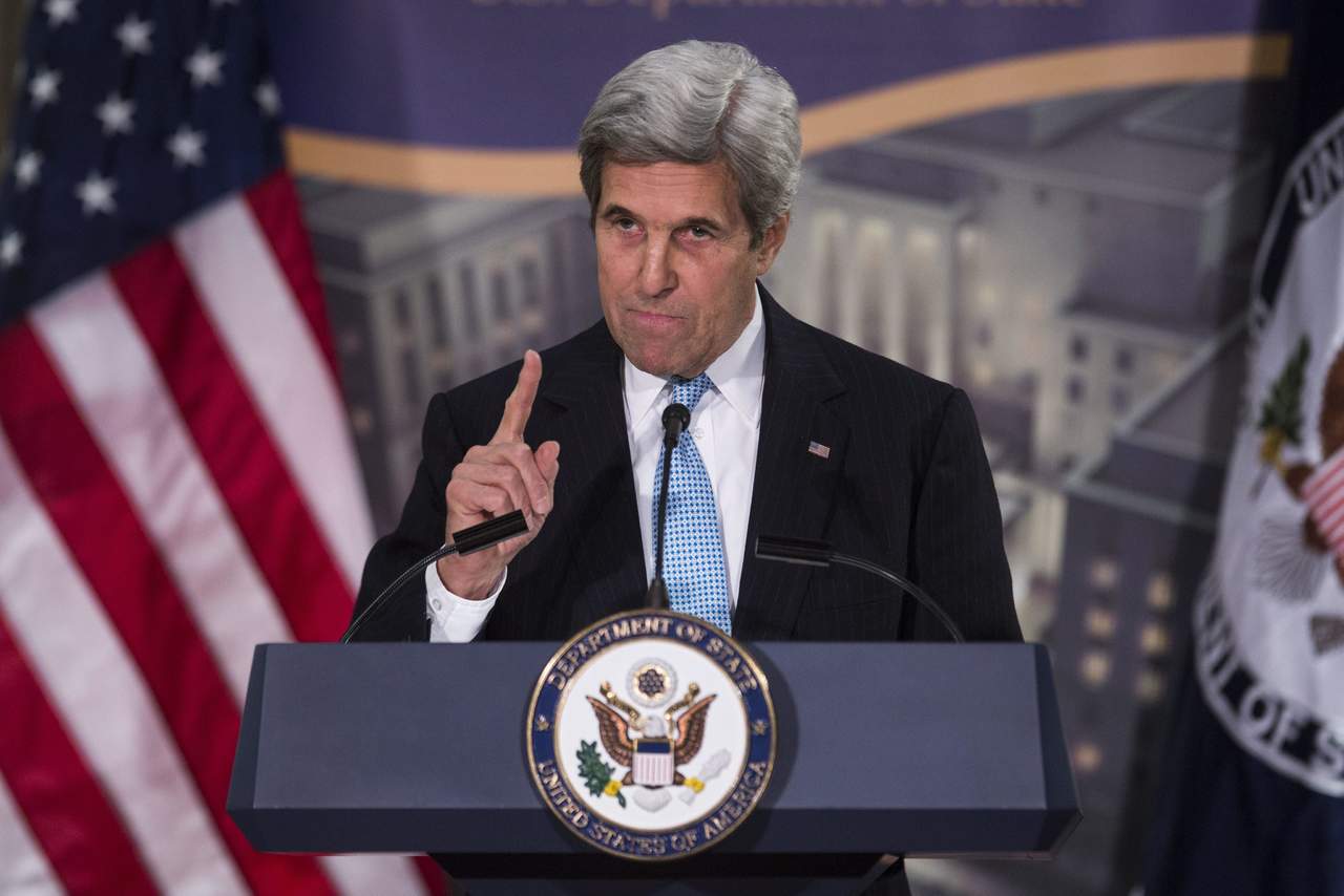 En referencia al disputado Mar del Sur de China, Kerry sostuvo que los países grandes o pequeños deberían abstenerse de provocaciones. (ARCHIVO)