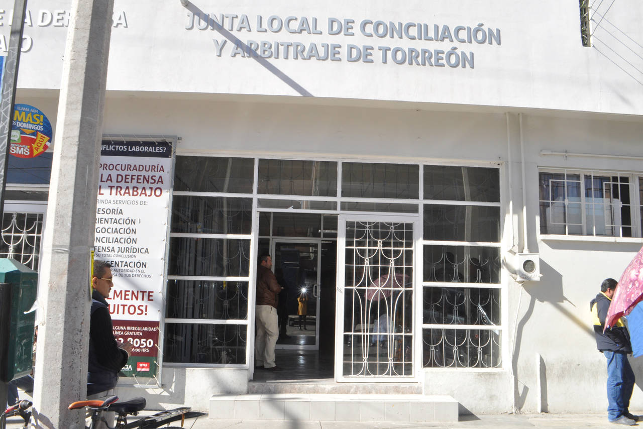 Pendiente. El exempleado despedido, espera el apoyo de la Junta Local de Conciliación. (ARCHIVO)
