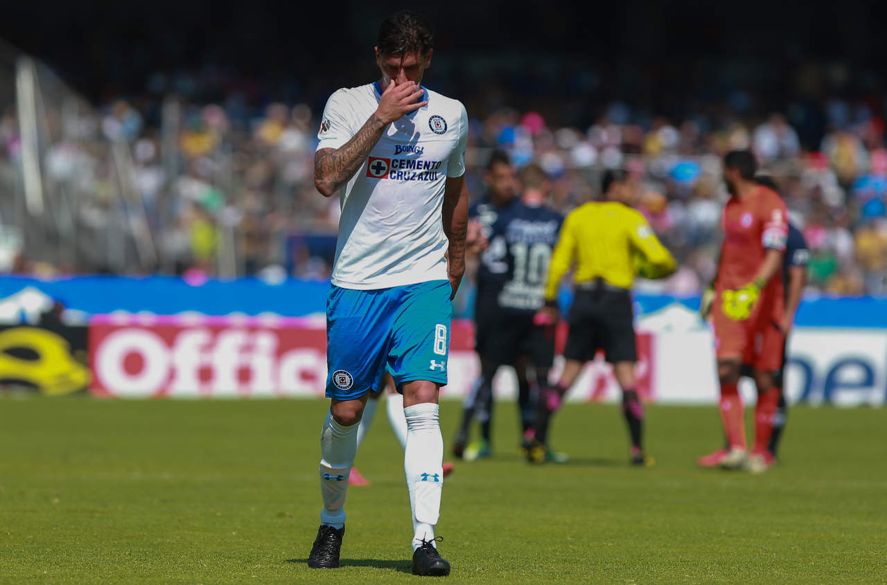 Gabriel Peñalba fue expulsado en el minuto 38 en el partido ante los Pumas. (Jam Media)