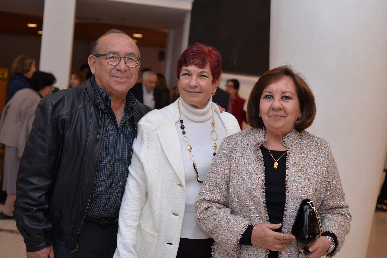 Rubén, Josefina y Yolanda.