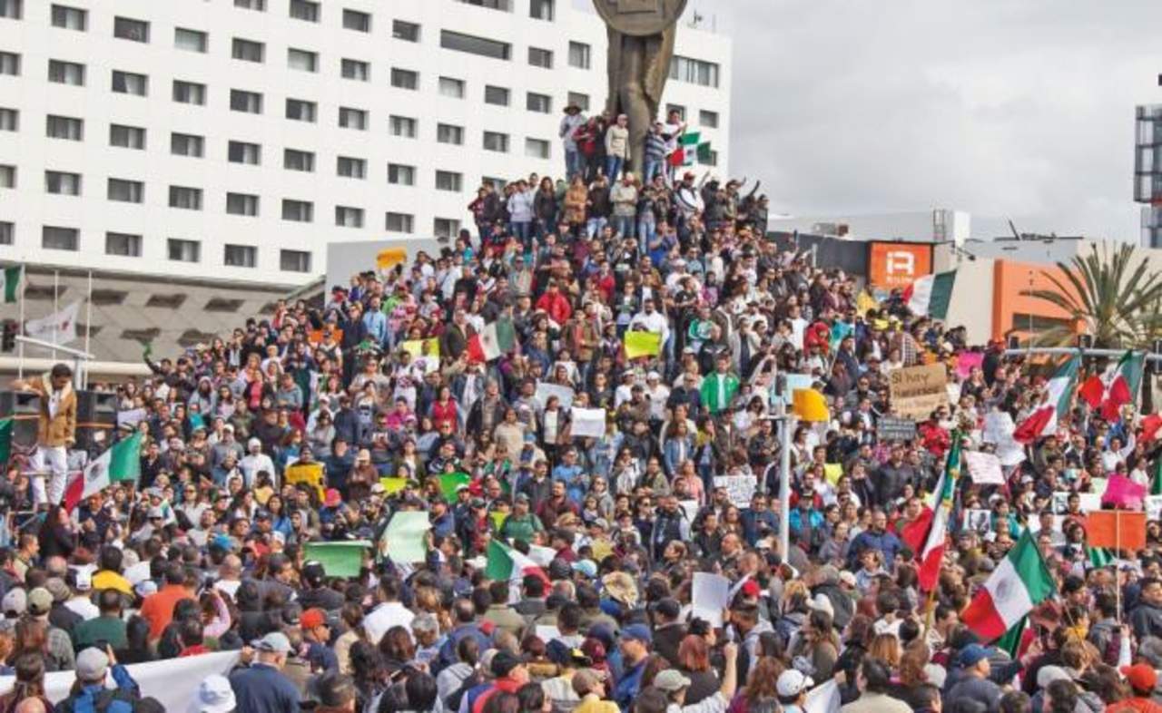 Protestas. Ciudadanos en Baja California protestaron durante
días para que el congreso fallara en contra de la Ley de Agua.
