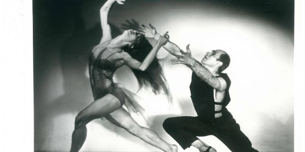Inspirador. En la imagen el bailarín mexicano comparte escenario con la bailarina Carla Maxwell en la ciudad de Nueva York.