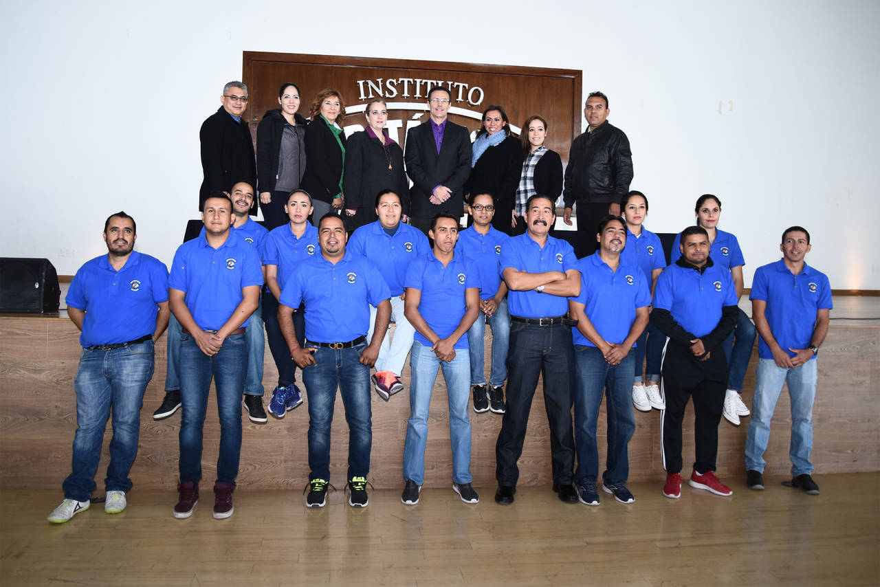 Gran trabajo está haciendo el Instituto Británico de Torreón con sus equipos deportivos. (Fotos de Jesús Galindo)