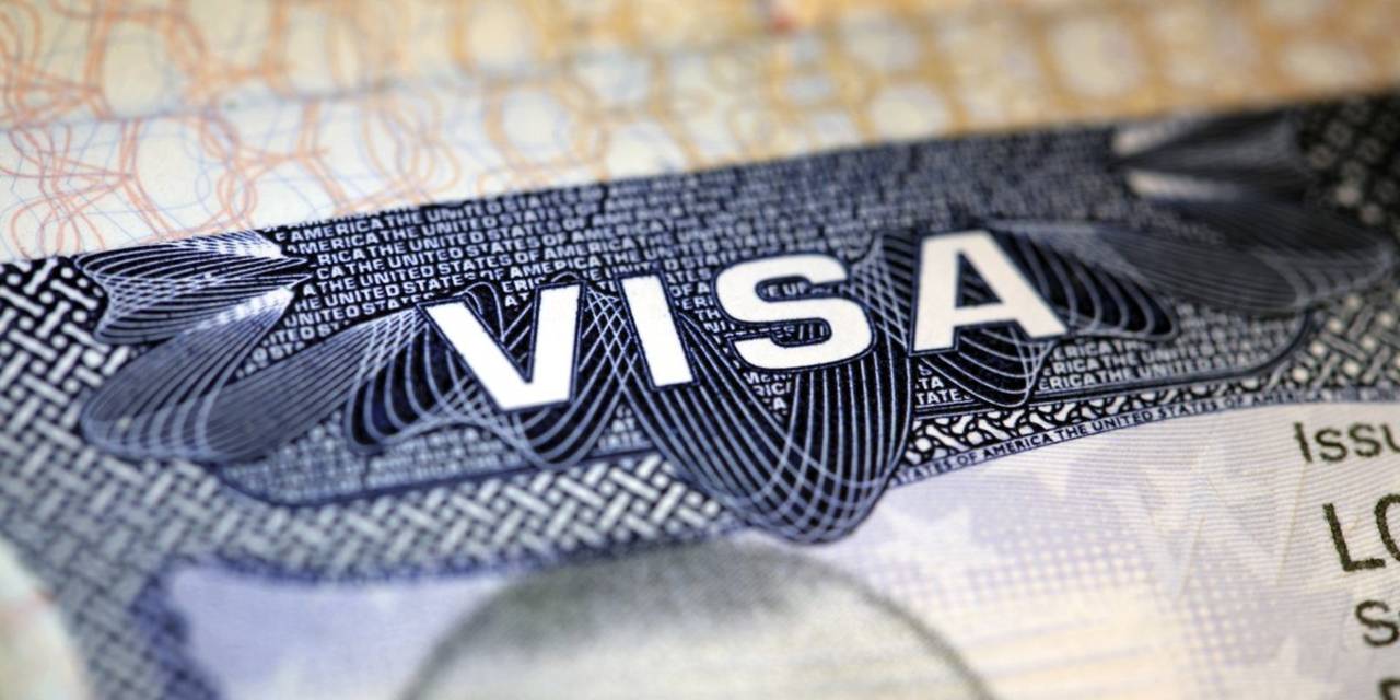 Complicación. La nueva orden ejecutiva está dirigida a modificar al menos cuatro categorías de visa.