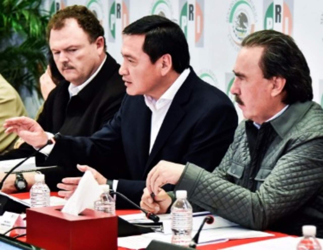 En el marco de su participación en la Reunión Plenaria de Senadores del PRI se refirió a las intenciones del nuevo gobierno estadounidense de deportar a mexicanos “irregulares”. (ESPECIAL)