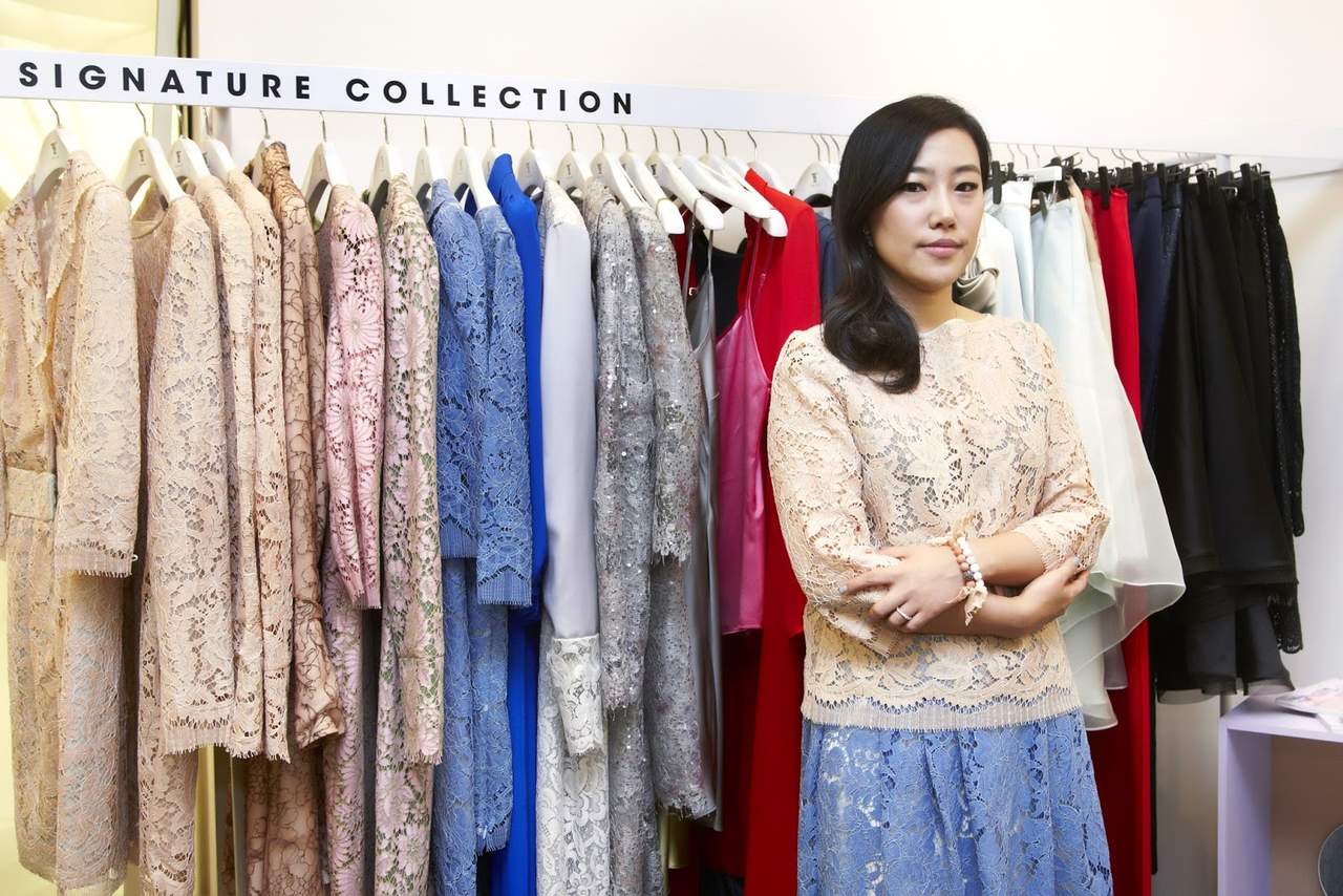 La diseñadora surcoreana Yuna
Yang