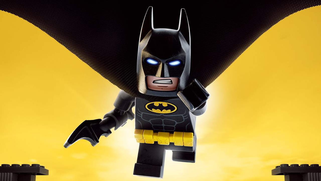 La cinta animada con personajes de Lego recaudó más de 55.6 millones de dólares durante el fin de semana, mientras la secuela de Fifty Shades se llevó 46.8 millones. (ESPECIAL) 

