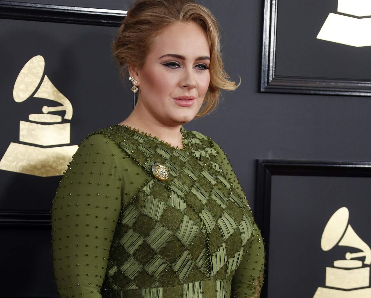Así lució Adele en la más reciente edición de los Grammy. (AP)