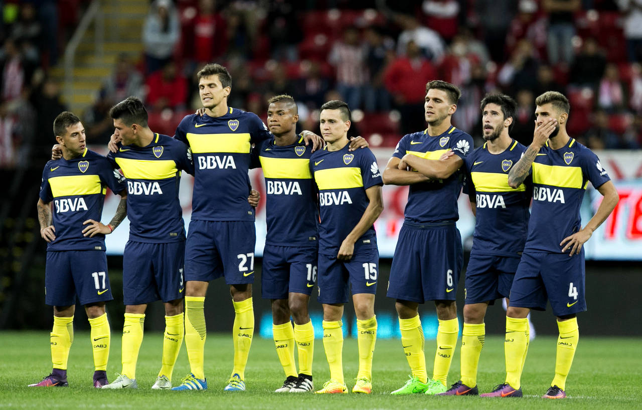 Juan Manuel Insaurralde y Jonathan Silva se hicieron de golpes durante un entrenamiento del Boca. (Archivo)