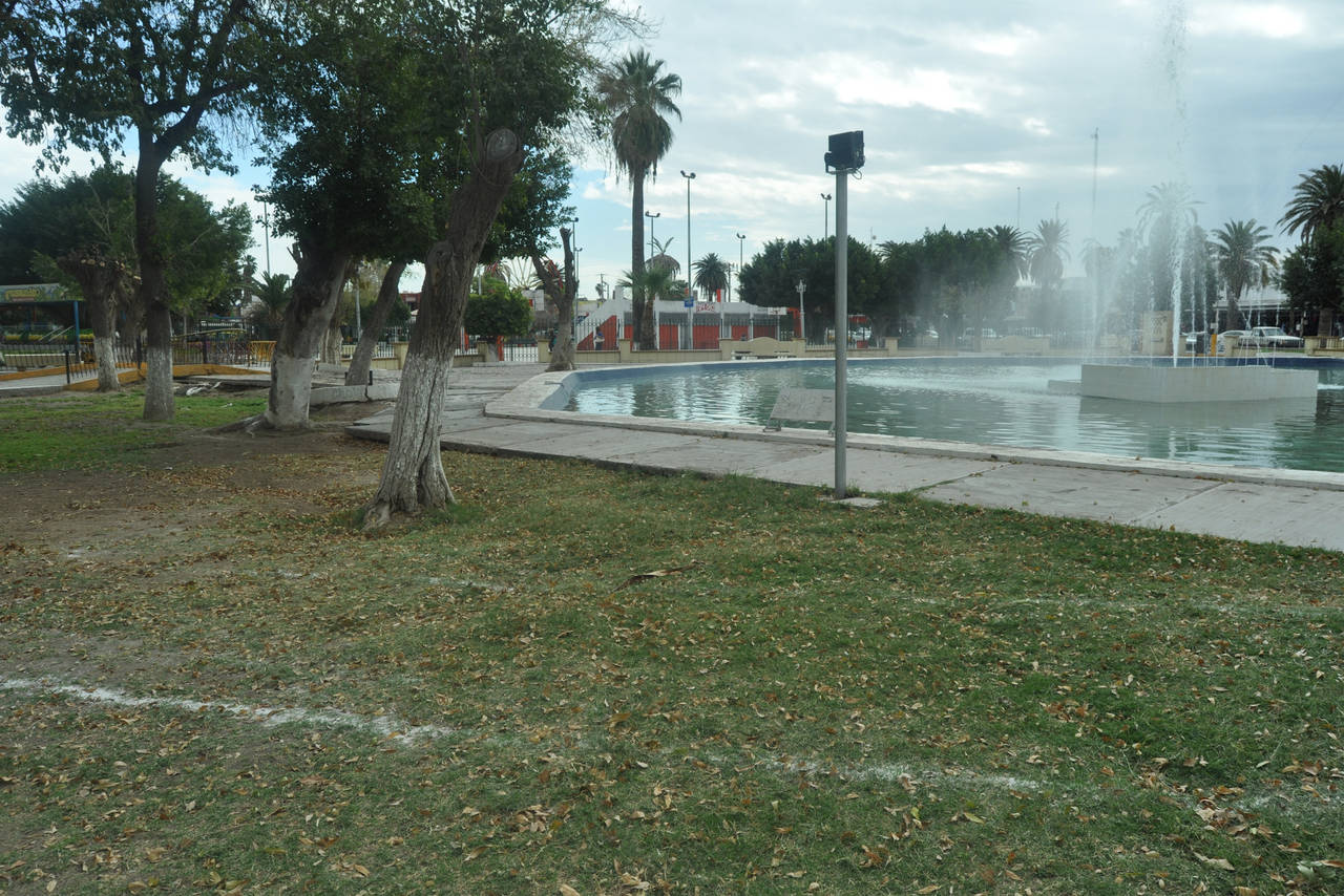 Proyecto. El memorial se pretende construir a un costado de la Fuente del Pensador en la Alameda Zaragoza.