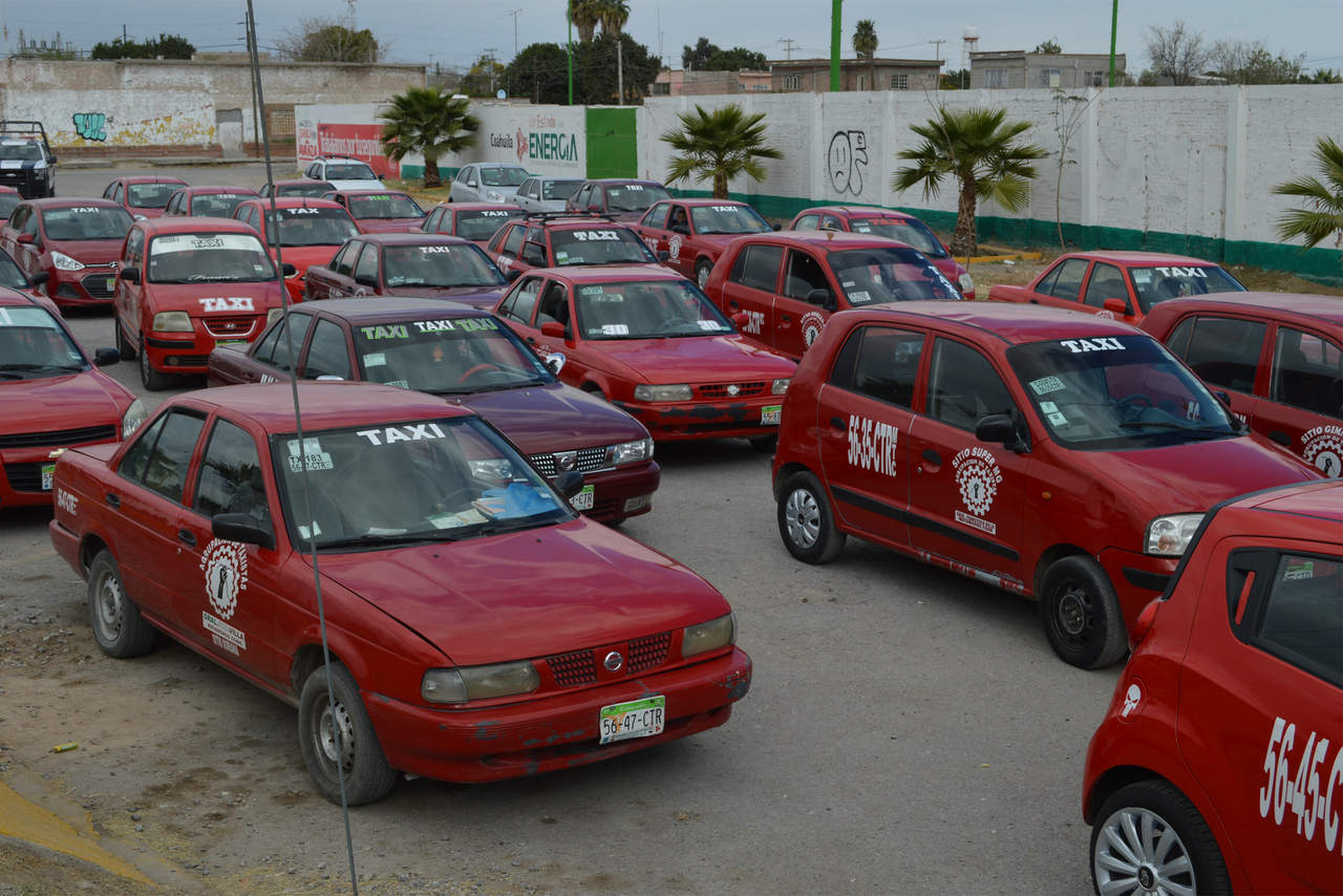 Protesta. Taxistas del grupo Francisco Villa niegan acusaciones de la CNOP y de la CTM