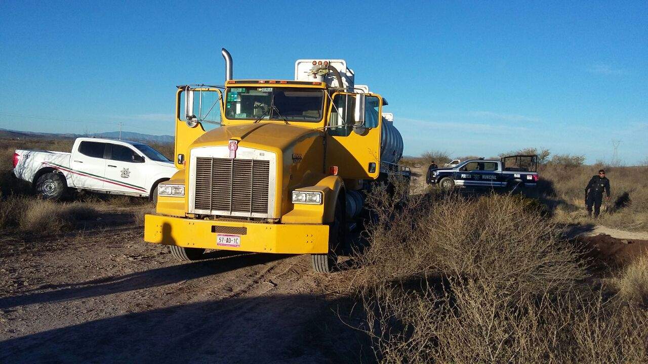 Tales hechos ocurrieron en el kilómetro 94 de la carretera libre de General Cepeda hacia Torreón, cerca del Ejido Pilar de Richardson. (ESPECIAL)