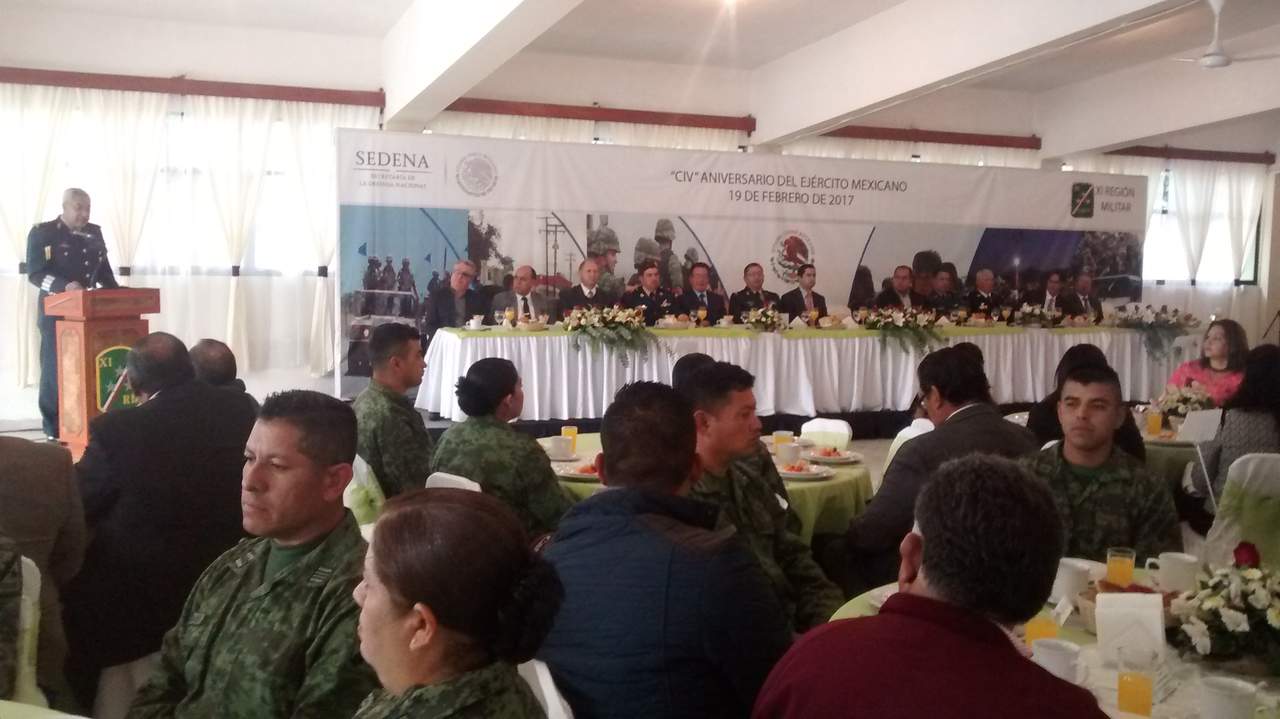 Los representantes de la milicia agradecieron a la ciudadanía por la confianza que se les ha brindado en materia de seguridad, además de que se comprometieron a seguir trabajando por el bien de México.