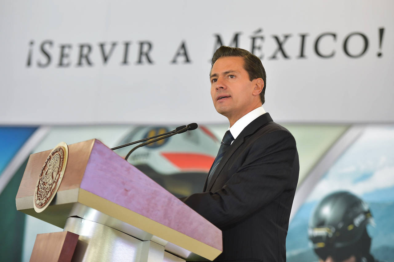 Reunión. Enrique Peña Nieto habló con comunicadores sobre Trump, el gasolinazo y otros temas.