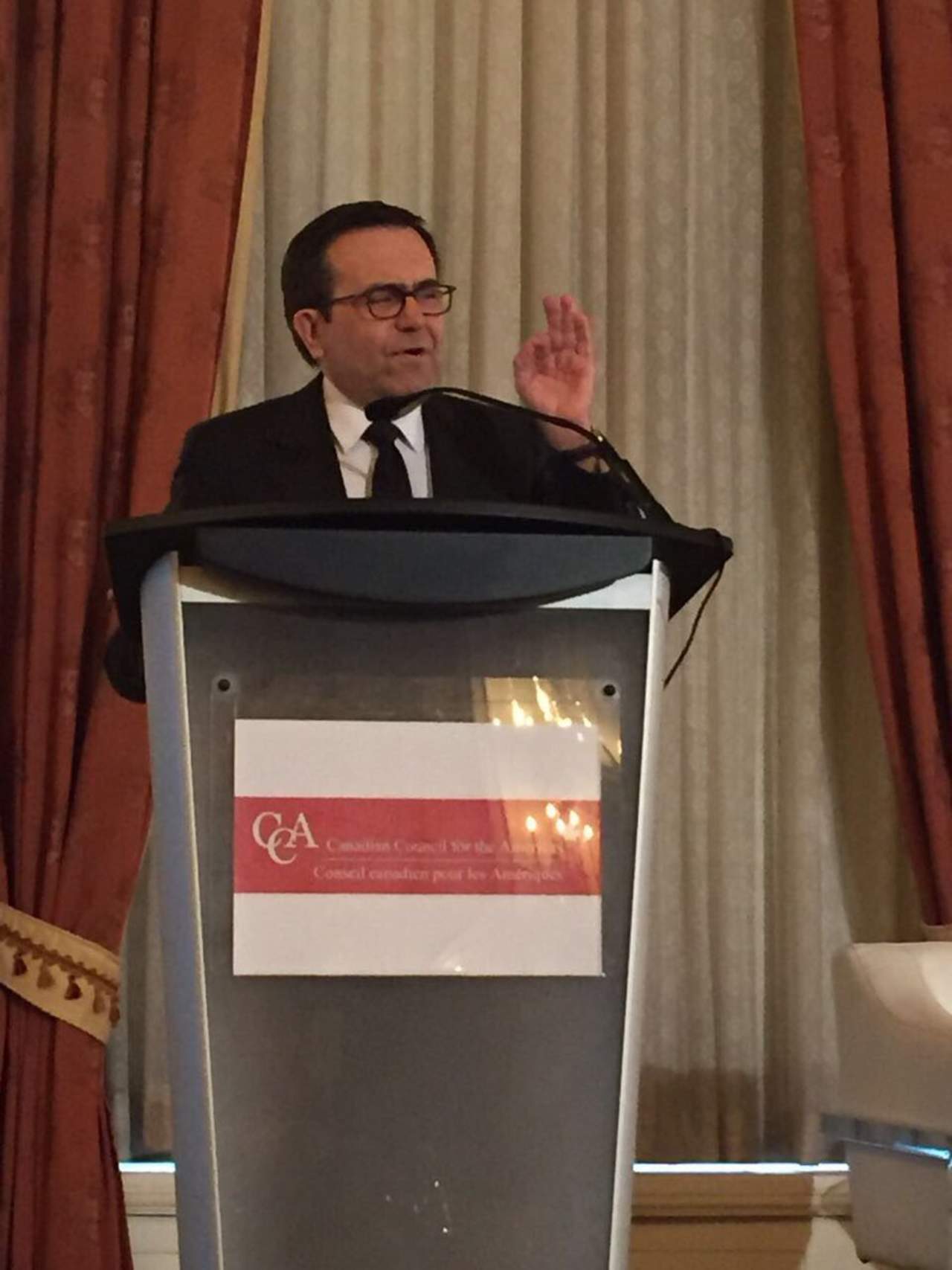 Ildefonso Guajardo se encuentra en Toronto para participar en una conferencia sobre el futuro de las relaciones en Norteamérica. (TWITTER) 