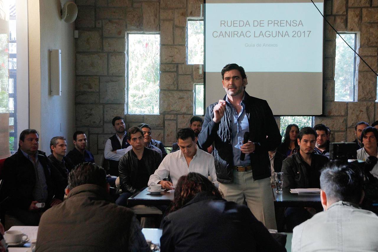 Liderazgo. El nuevo presidente de la Canirac Laguna, presentó la documentación y explicó la razón por la que no se hicieron votaciones. 