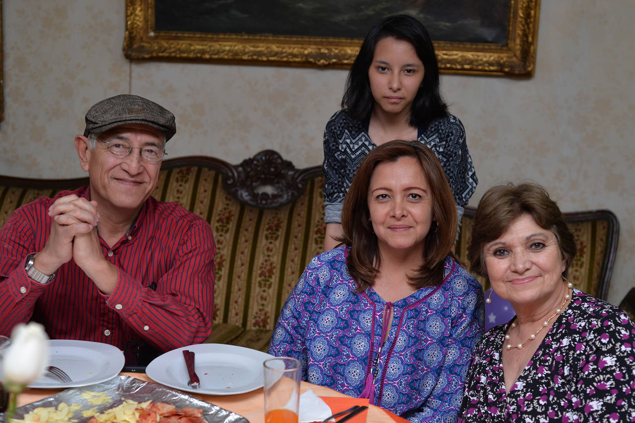 Gregorio, Soraya, Isabel y Yolanda.


