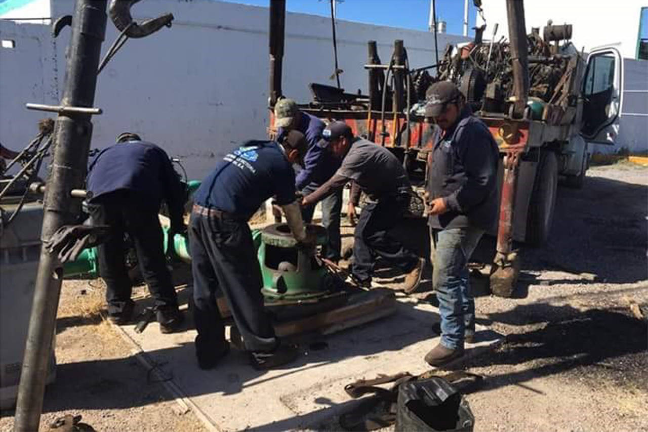 Agua. Simas realiza trabajo de mantenimiento de pozos para garatizar abasto de agua.