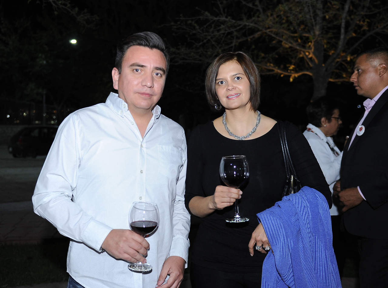 Jaime Hernández y Verónica Pérez