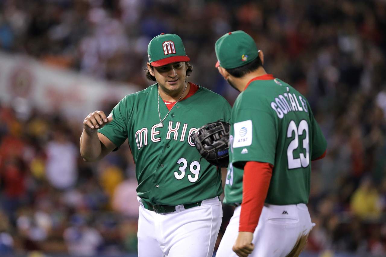 La Federación Mexicana de Béisbol objetó que el noveno inning del partido del domingo debía tomarse en cuenta como un inning parcial. Pero en un juego previo, Italia anotó cinco carreras sin que México sacara un solo out.
