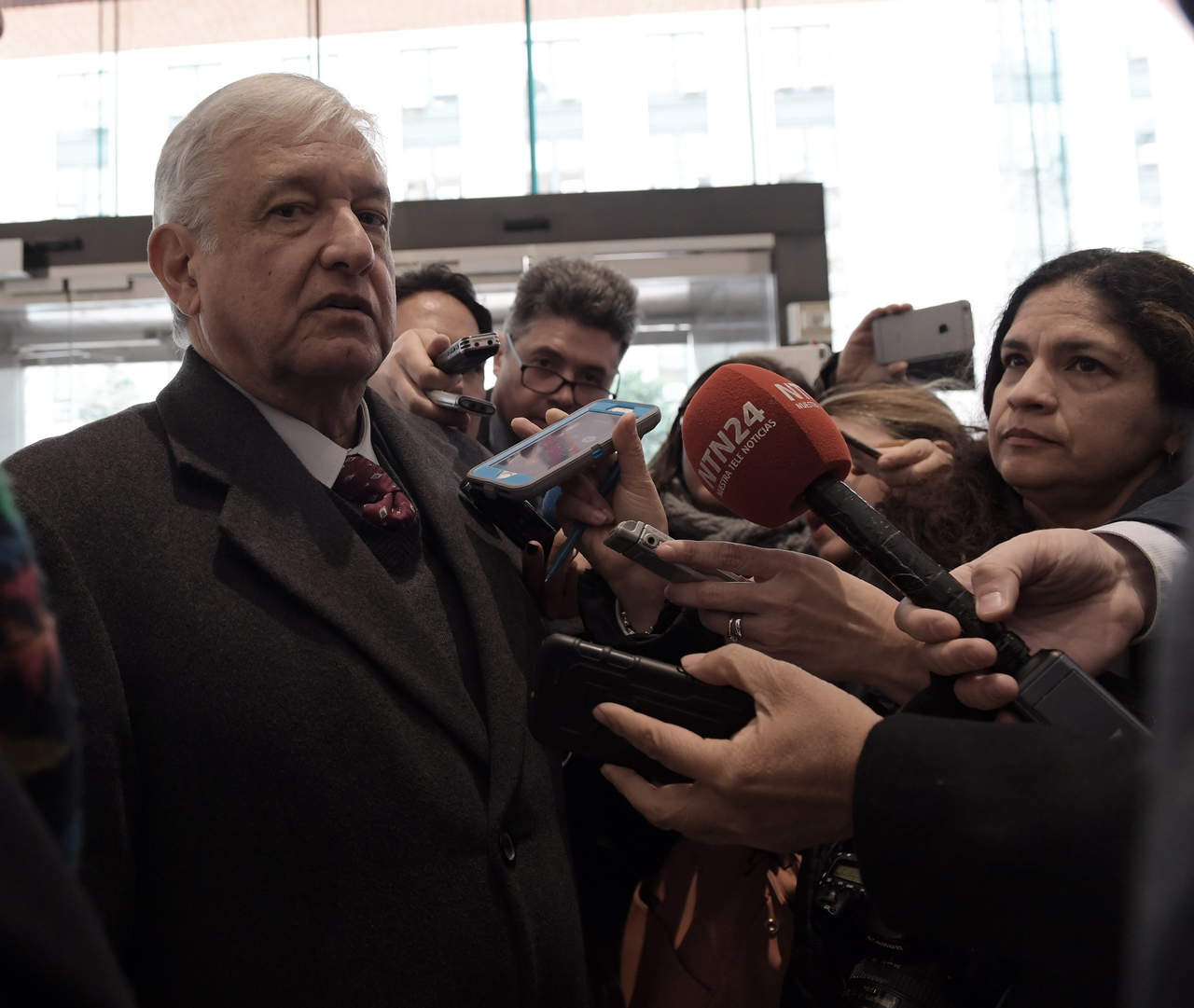 López Obrador, que desató la controversia al llamar 'provocador' a Tizapa, se reafirmó hoy en su elección de ese calificativo durante una conferencia de prensa en Washington. (EFE)