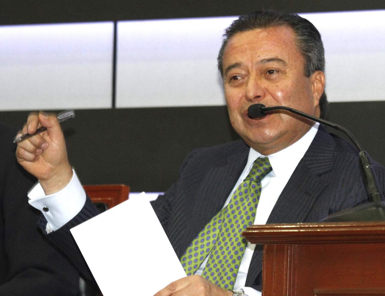 El legislador priista lamentó también que el político tabasqueño acuse sin razón a las fuerzas armadas que protegen a los mexicanos. (ARCHIVO)