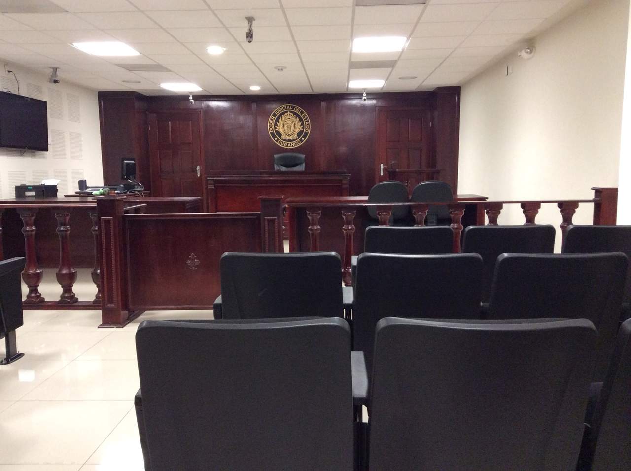 El mediodía de este jueves tuvo lugar la audiencia de formulación de imputación en contra de Mario, en el Palacio de Justicia de Gómez Palacio, Durango. (ARCHIVO)
