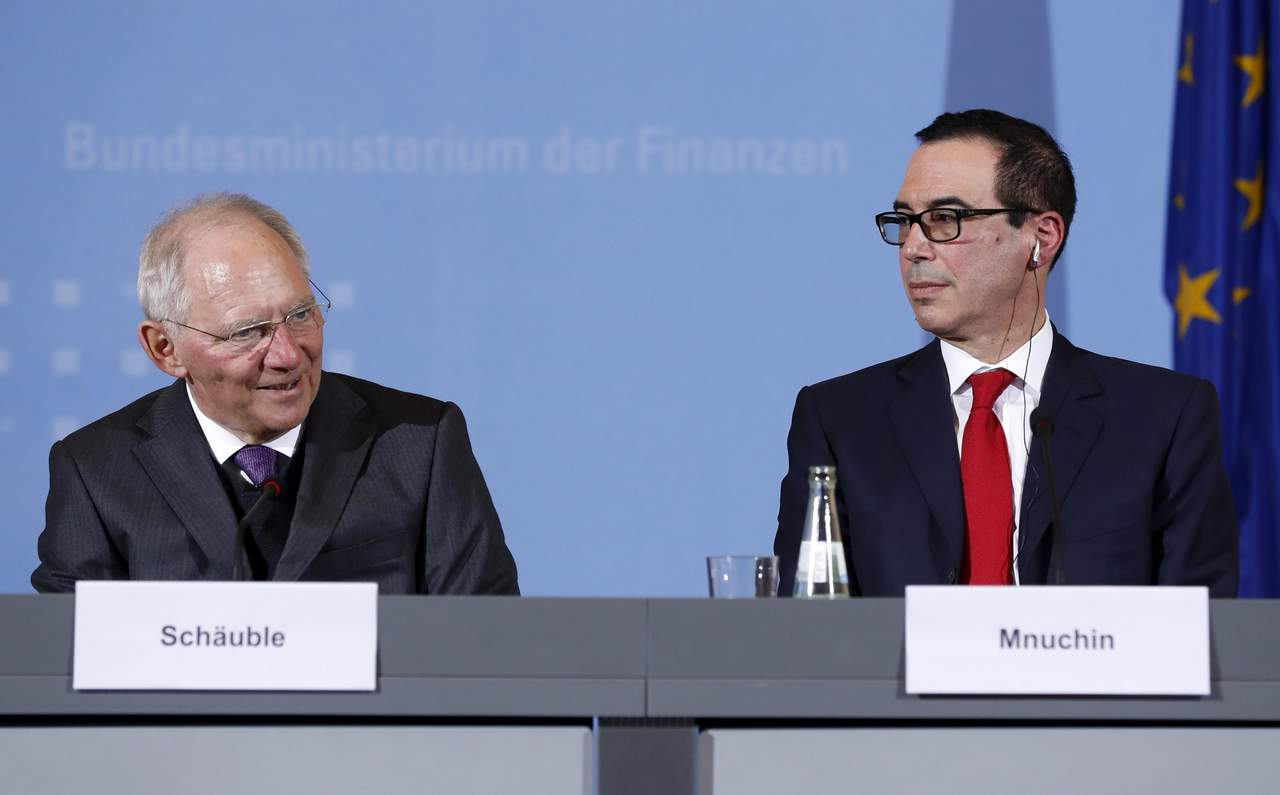 La reunión de los ministros de Finanzas de las economías más poderosas a realizarse esta semana en Alemania casi seguramente estará dominada por conversaciones sobre si hay que comprometerse con el libre comercio. (EFE)
