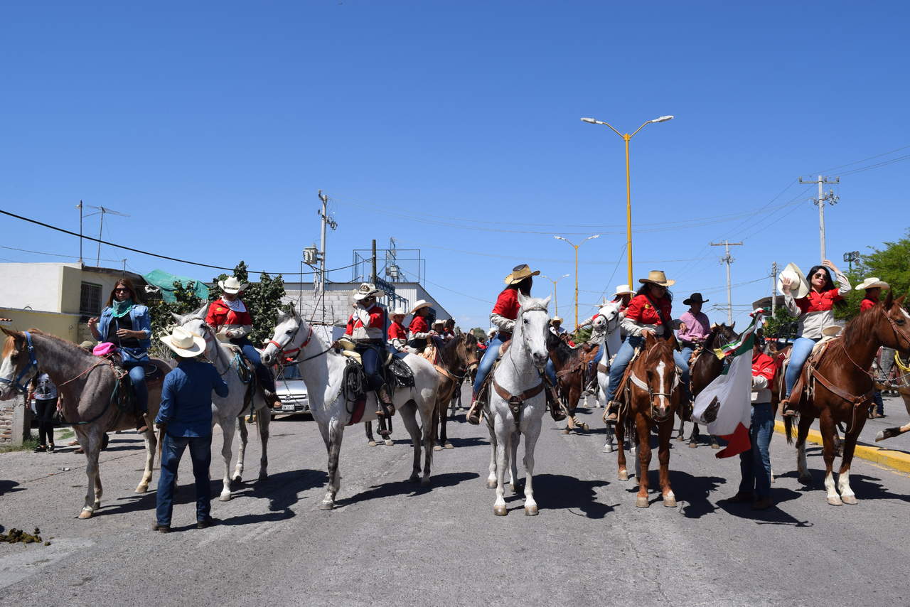 Celebran cabalgata en Matamoros para recordar el paso de Benito Juárez