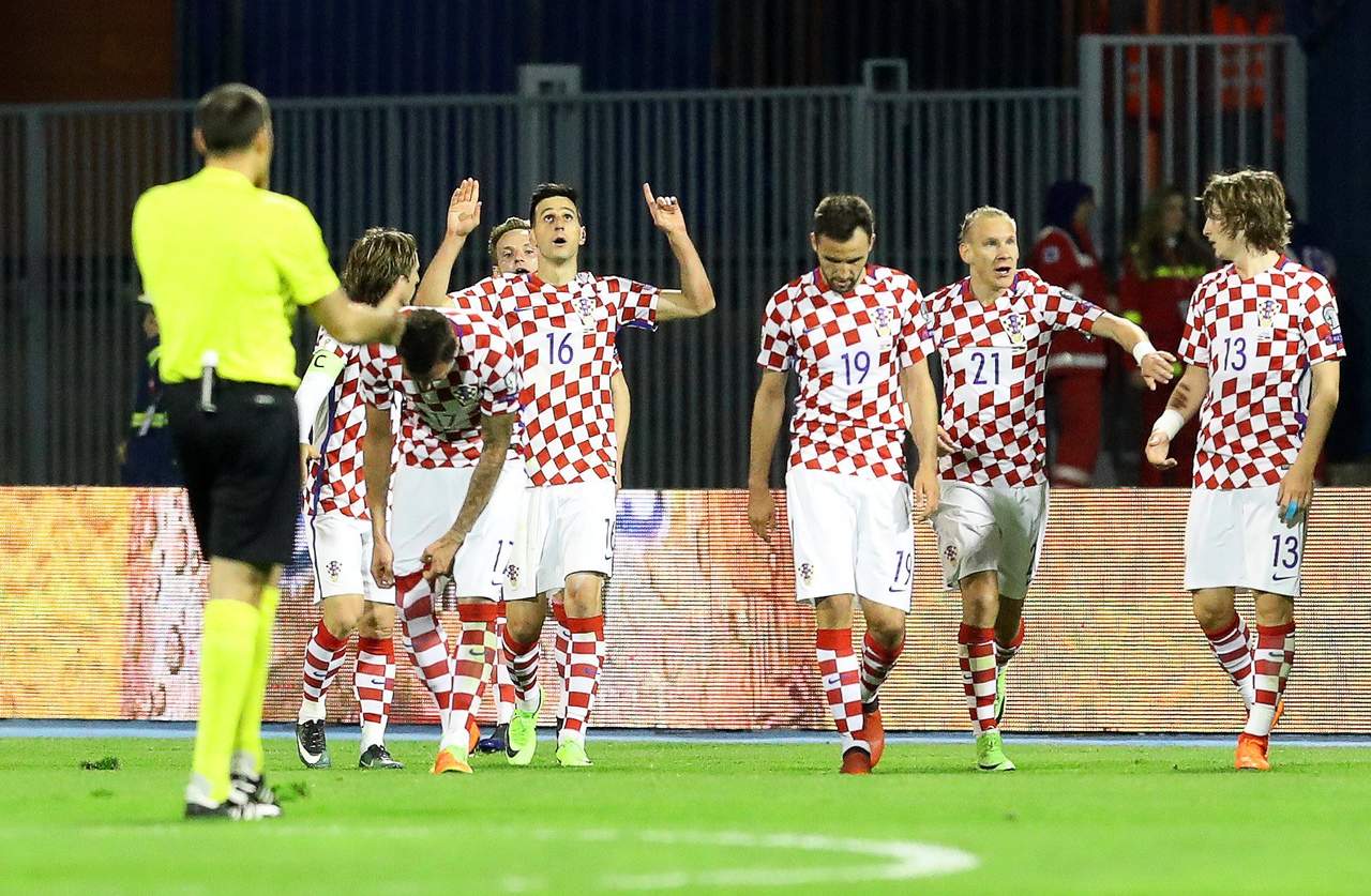 La selección de Croacia venció por la mínima diferencia a Ucrania. (EFE)