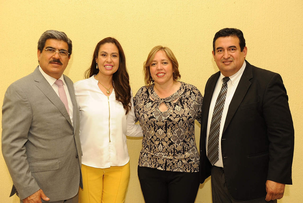 Raúl Martinez, director de UTT, Lorena Medina, cordinadora de UAC, Martha Argüelles, directora de UANE, y Miguel
Gutiérrez.

