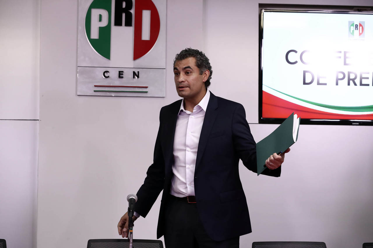 Posición. El presidente nacional del PRI, Enrique Ochoa, dijo que es momento de que Vázquez Mota aclare las investigaciones.