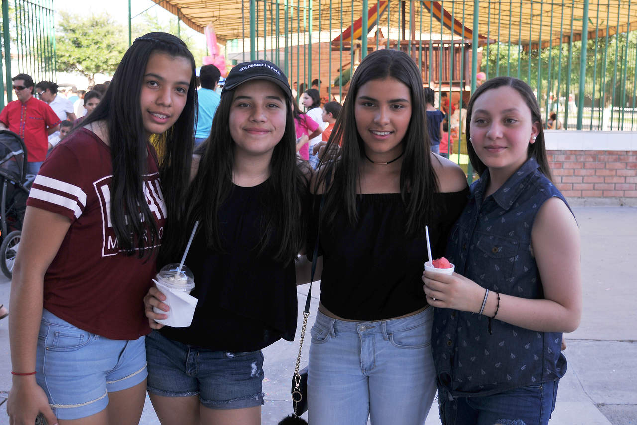 Andrea, Sofía, Sofía y Nazle