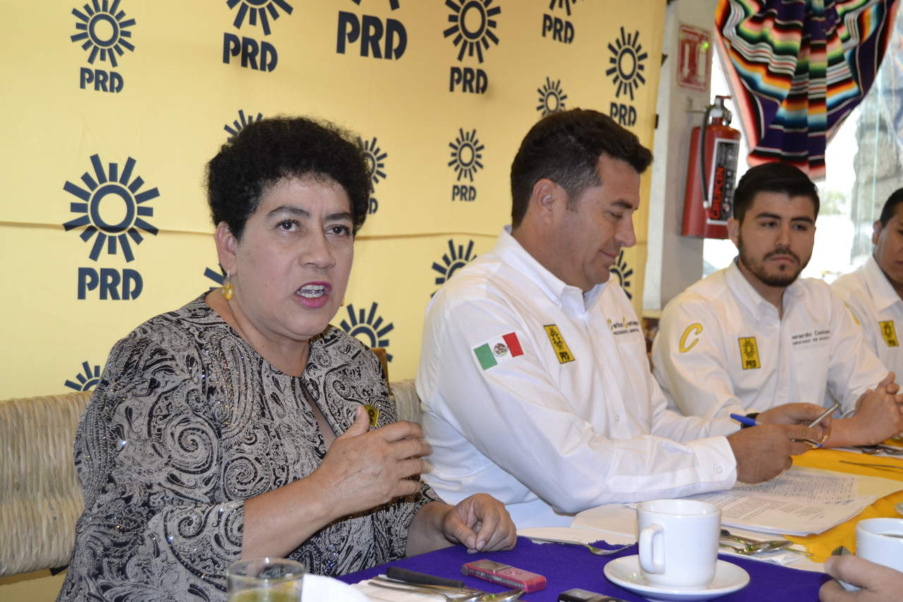 Mary Telma Guajardo aseguró que los candidatos y las candidatas del PRD presentaron su declaración 5 de 5 y se sometieron a un examen antidoping en donde todos salieron negativos.(EDITH GONZÁLEZ)