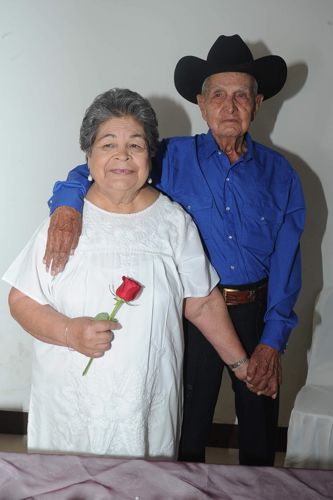Josefina Martínez Pacheco y Longino Guerra González. 