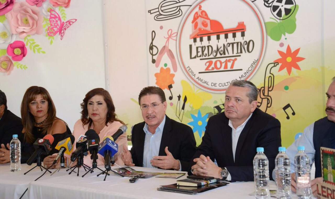 El gobernador de Durango y la alcaldesa de Lerdo anunciaron las actividades del Lerdantino. (TWITTER)