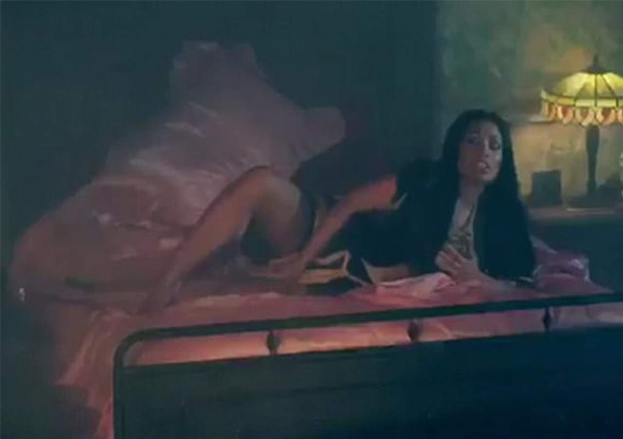 Nicki Minaj lanza provocativo avance de su video musical
