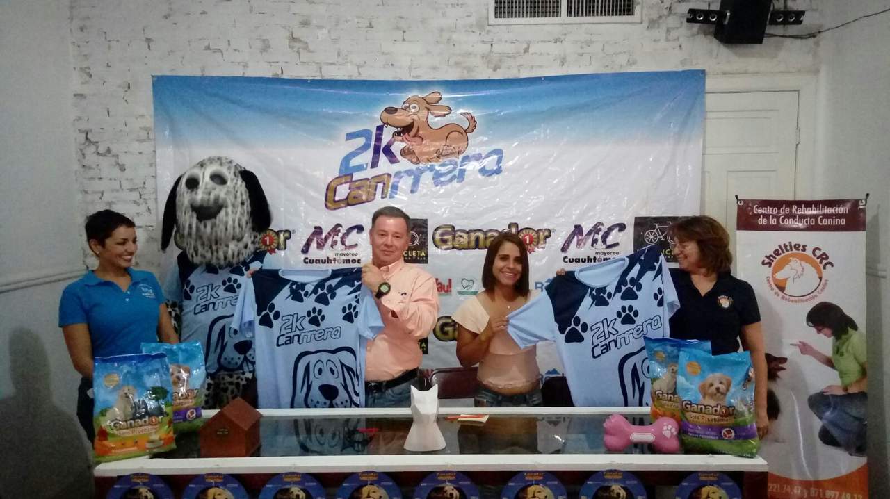 El cupo está limitado a 200 participantes y sus respectivos 200 perros, cada uno de los inscritos recibirá un kit que incluye playera conmemorativa, medalla de finalista, números de participación para perro y amo. (EL SIGLO DE TORREÓN)